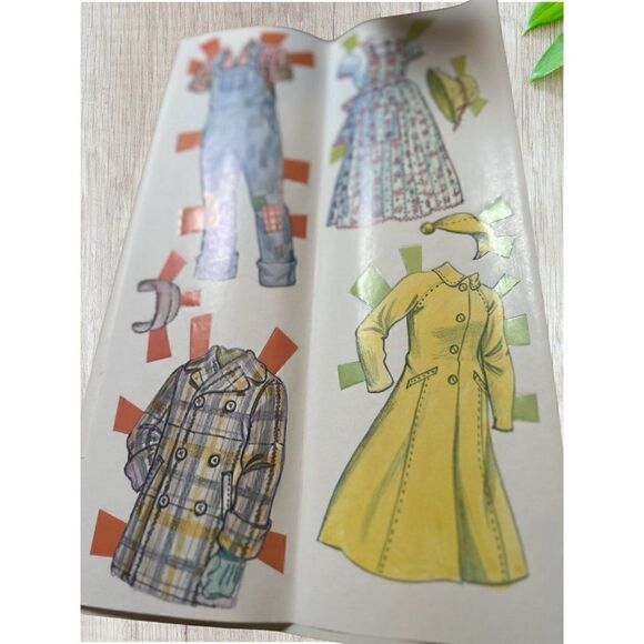 Set of 2 Vintage Paper Doll Sets | The Waltons & Green Acres - Picture 5 of 10